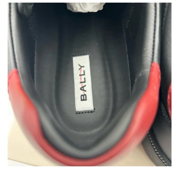 Men's rebby Black and Red leather sneakers size 11.5 US - Picture 4 of 8